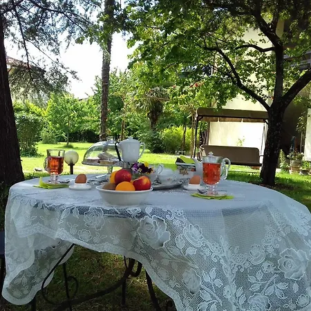 Della Stua Bed & Breakfast 3*